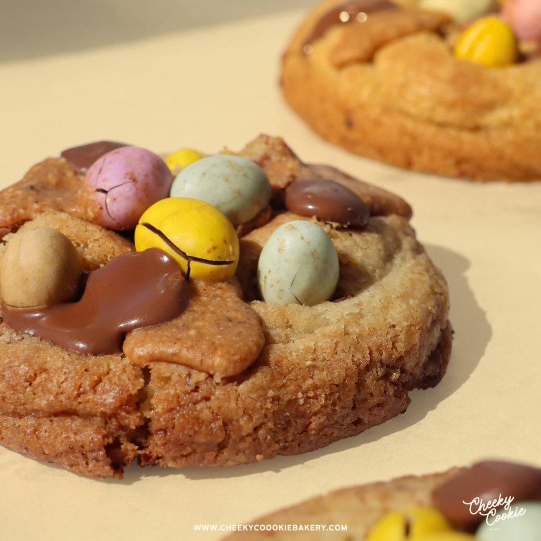 EASTER SPECIAL - CHOCOLATE HAZELNUT EGG COOKIE