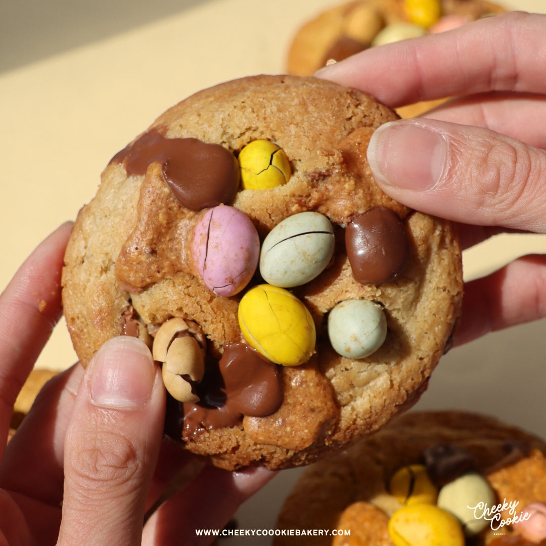EASTER SPECIAL - CHOCOLATE HAZELNUT EGG COOKIE